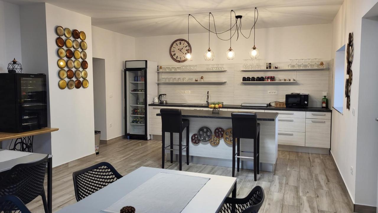 Hostel Postaja Ruse Екстериор снимка